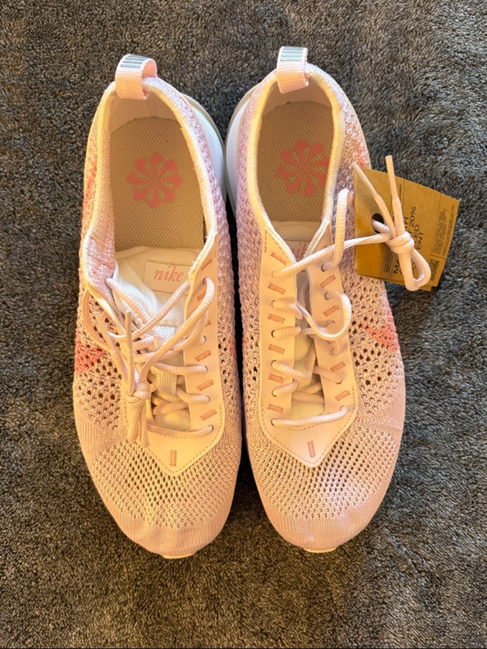 Nike Women’s Light Pink Nike Air Max Flyknit Racer